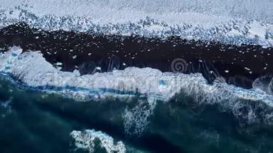 冬季冰雪冰山景观，海洋洗冰全球变暖概念